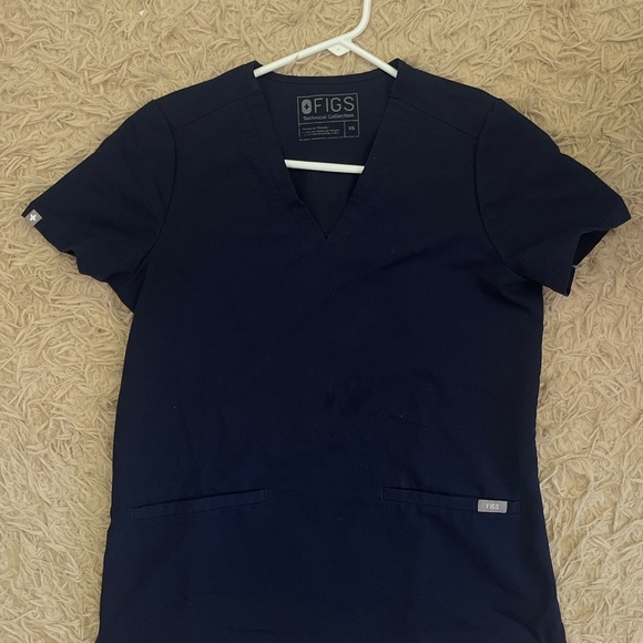 Figs 3-pocket scrub top (XS womens) Navy Blue - Picture 1 of 3